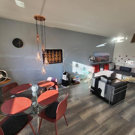 Tichnich Appartement - 2 Bedrooms - 1 Min Away From Train Station Annemasse Dış mekan fotoğraf