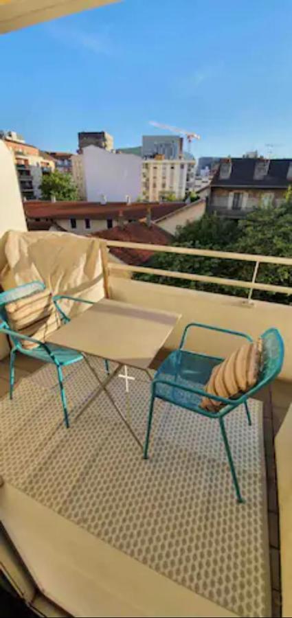 Tichnich Appartement - 2 Bedrooms - 1 Min Away From Train Station Annemasse Dış mekan fotoğraf